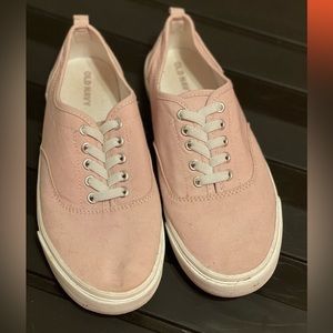 Girls Size 4 Pink Sneaker